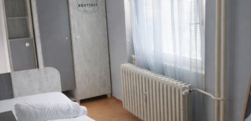 OSIJEK, SJENJAK, trosobni potpuno uređen i namješten stan ,69,60 m2