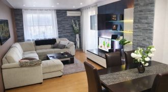 OSIJEK, SJENJAK, trosobni potpuno uređen i namješten stan ,69,60 m2