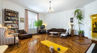 OSIJEK,CENTAR,A.STEPINCA, trosoban stan 125 m2,secesija