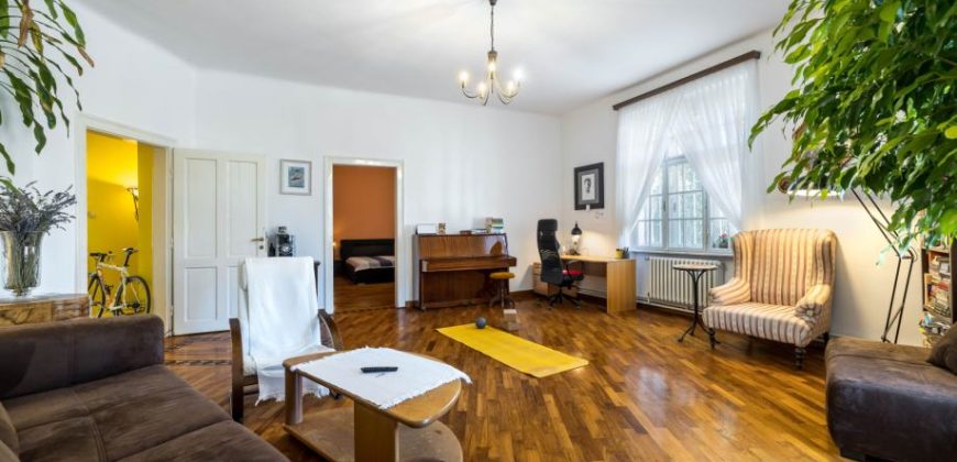 OSIJEK,CENTAR,A.STEPINCA, trosoban stan 125 m2,secesija