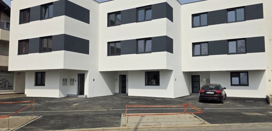 UPORABNA DOZVOA, OSIJEK, USKE NJIVE, 4-soban stan na 2.katu, 79,09 m2
