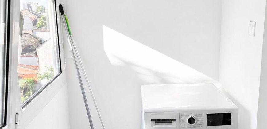 OSIJEK, CENTAR, dvosoban stan 60 m2,3.kat